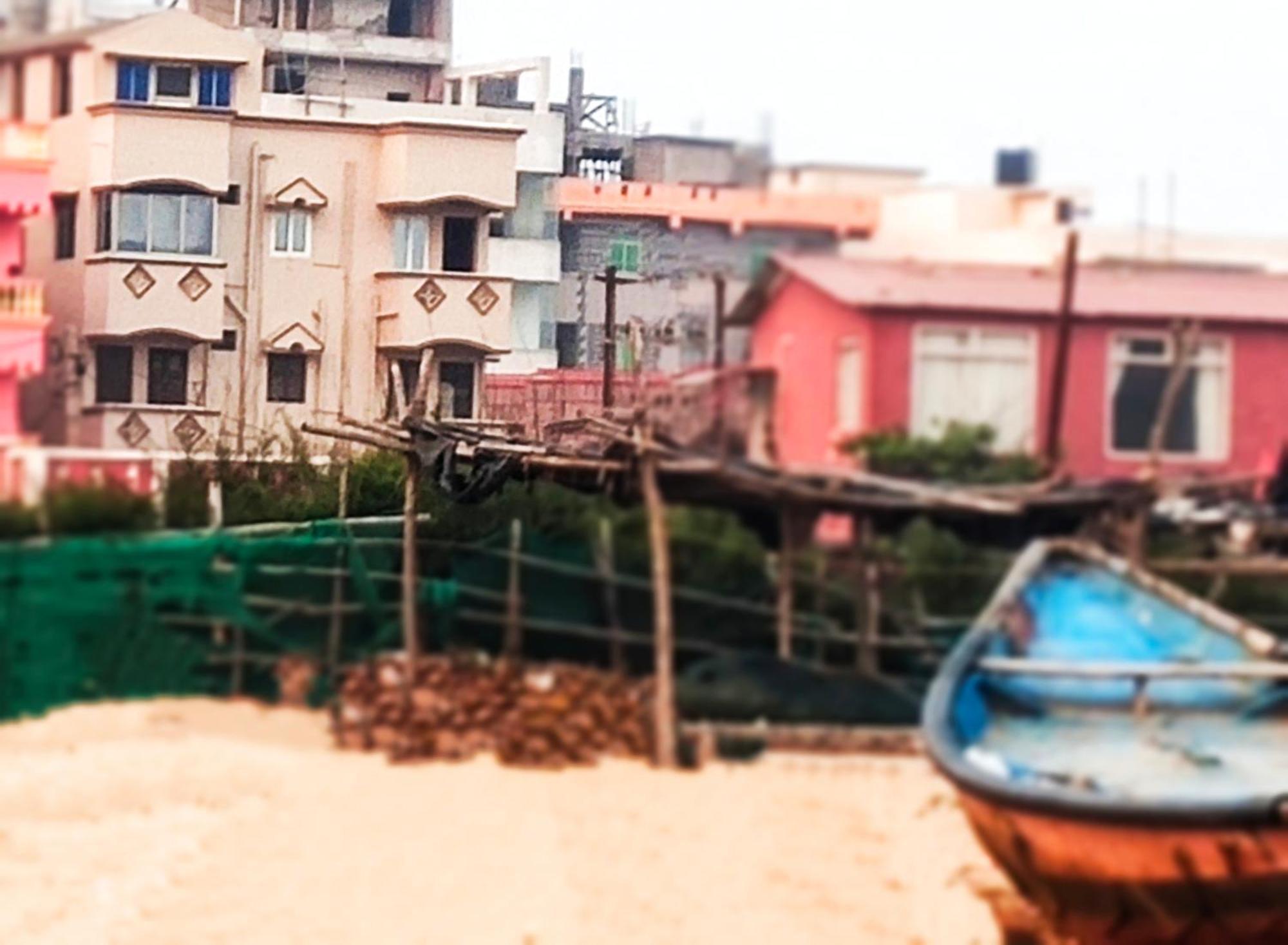 Ln Beach Homestay Пури Экстерьер фото